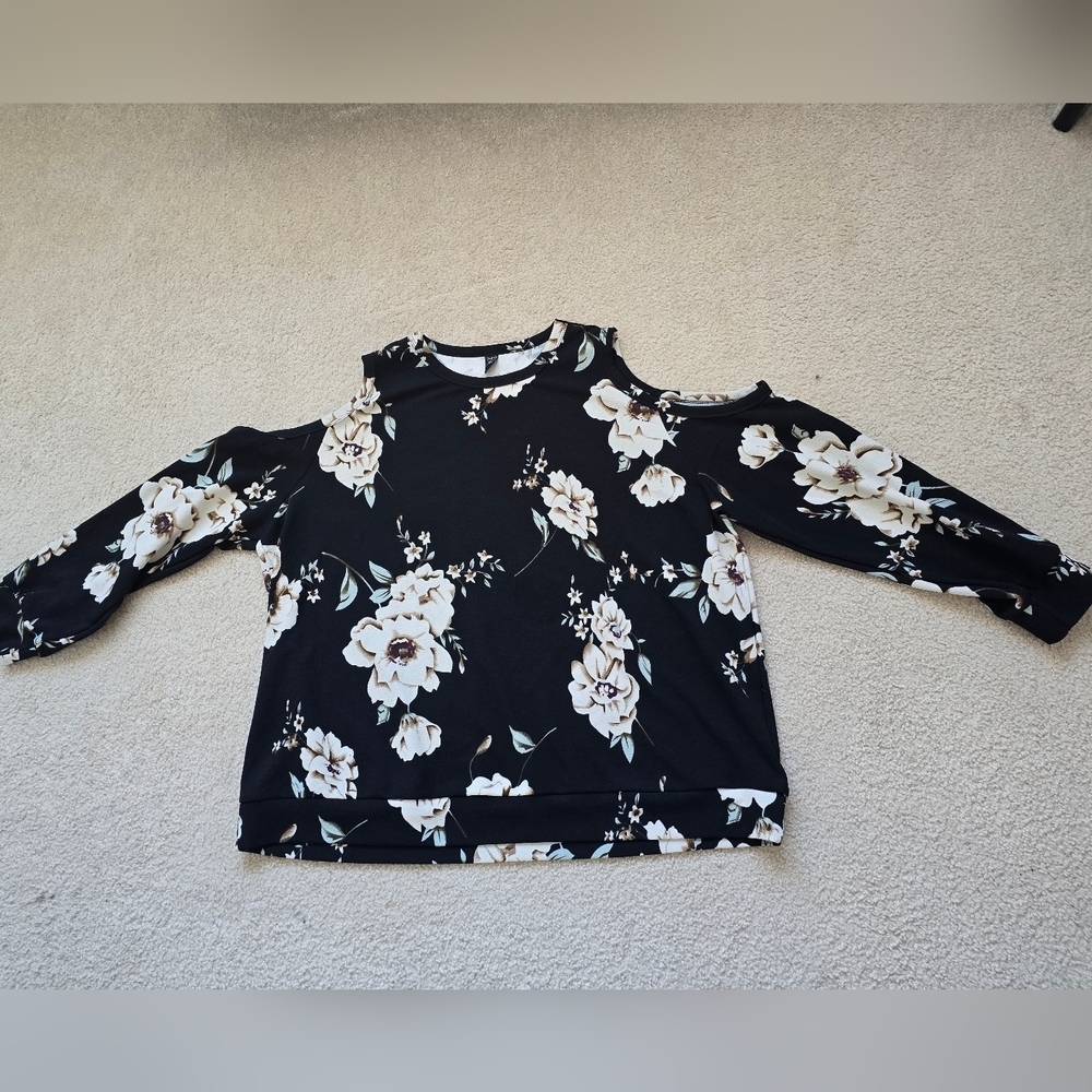 Floral Cold-Shoulder Long Sleeve Top - Black/White